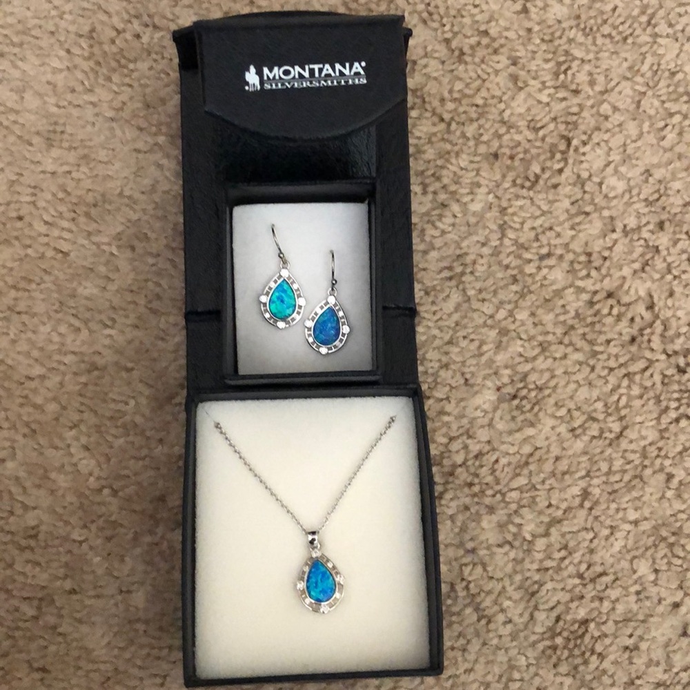 Necklace Earring set
